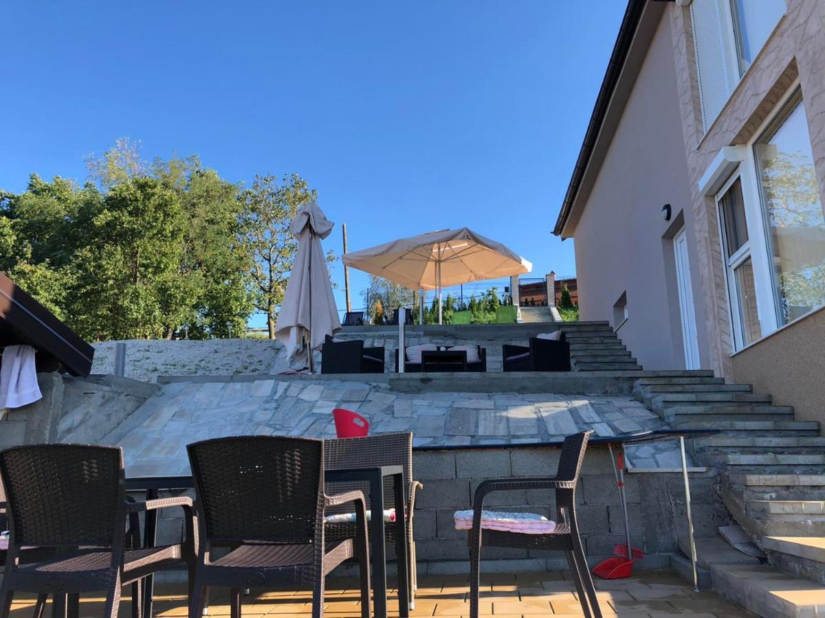 Vila Pogled アランジェロヴァツ エクステリア 写真
